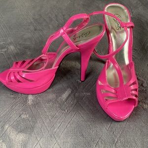 CITY STREETS Hot Pink Platform Heels.